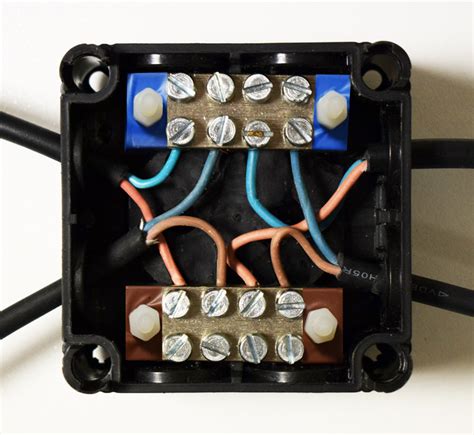 12v garden light junction box|EAZYLINK4 – Waterproof 4 Way Connection Box 12v.